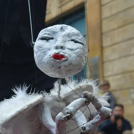 Forest - Train Station 5 Minutes Away - Center - Charleville-Mézières