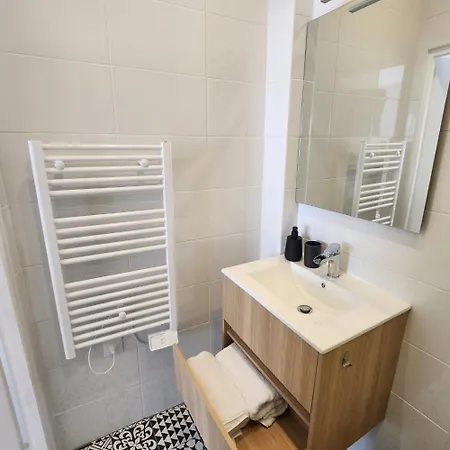 아파트 Forest - Train Station 5 Minutes Away - Center -