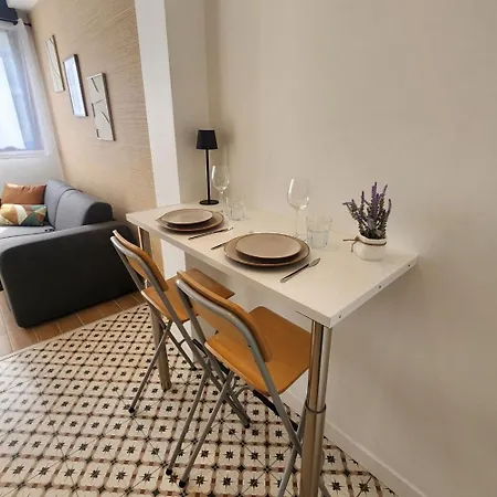 Apartamento Forest - Ground Floor - Center - Train Station 5 Minutes Away Charleville-Mézières