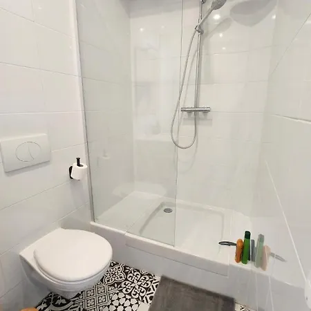 Forest - Ground Floor - Center - Train Station 5 Minutes Away * Charleville-Mézières