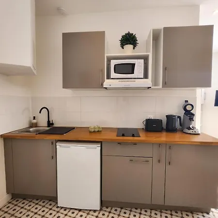 Forest - Ground Floor - Center - Train Station 5 Minutes Away Charleville-Mézières