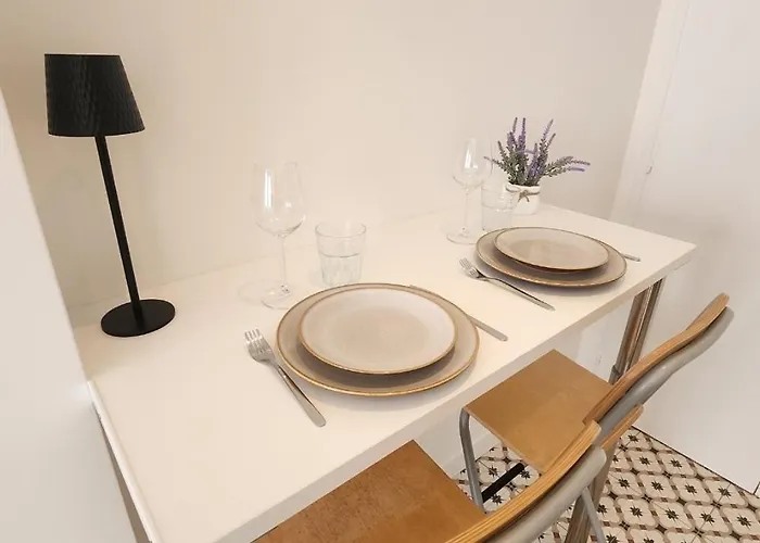 Forest - Train Station 5 Minutes Away - Center - Apartment Charleville-Mezieres